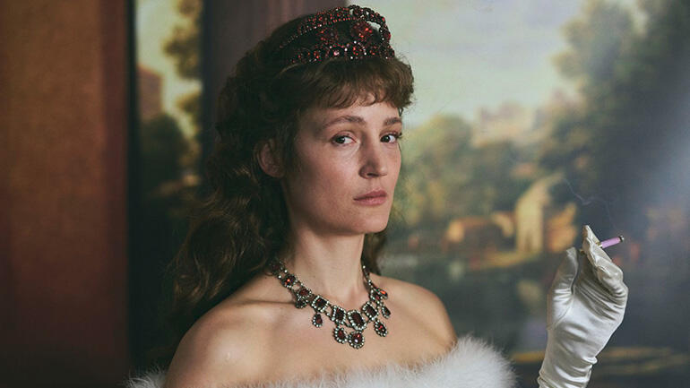 Únorové filmové premiéry, Filmy, premiéry, Tom Hanks, Muž jménem Otto, Velryba, Sissi, Korzet, Brendan Fraser, magazín KULT* Brno