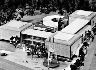 Model – celkový pohled na Československý pavilon na Expu (foto: Archiveb)