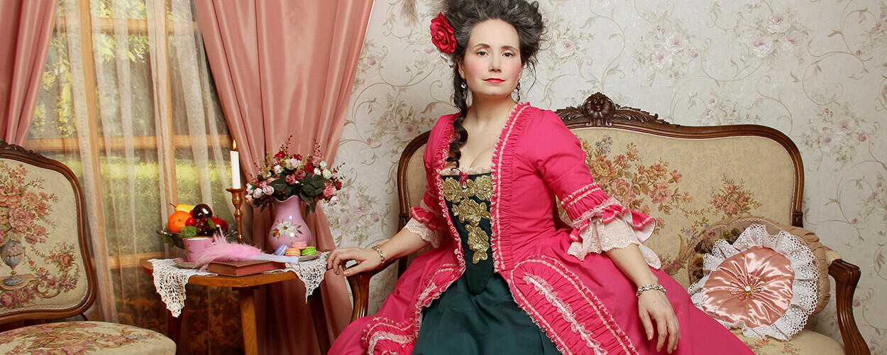 Šárka Tóthová, Šáruš History Fashion, fotografka a návrhářka historických oděvů. Rokoko, období Marie Antoinetty. Magazín KULT* Brno