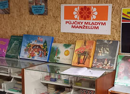 Retro muzeum na statku Brno, výstava věcí z 50. - 90. let. 20. století. Magazín KULT* Brno