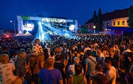 Multižánrový Mendel festival 2023. Gipsy Kings. Magazín KULT* Brno