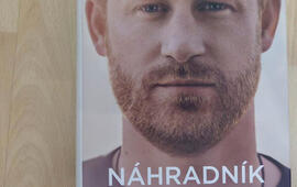 Náhradník,  Princ Harry, Práh, recenze, magazín KULT* Brno